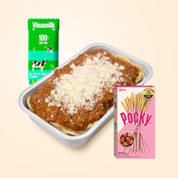 Spaghetti Bolognese + 1 Pocky biscuit sticks + Fresh milk 180ml<br><strong>Price: 120,000 VNĐ</strong>
